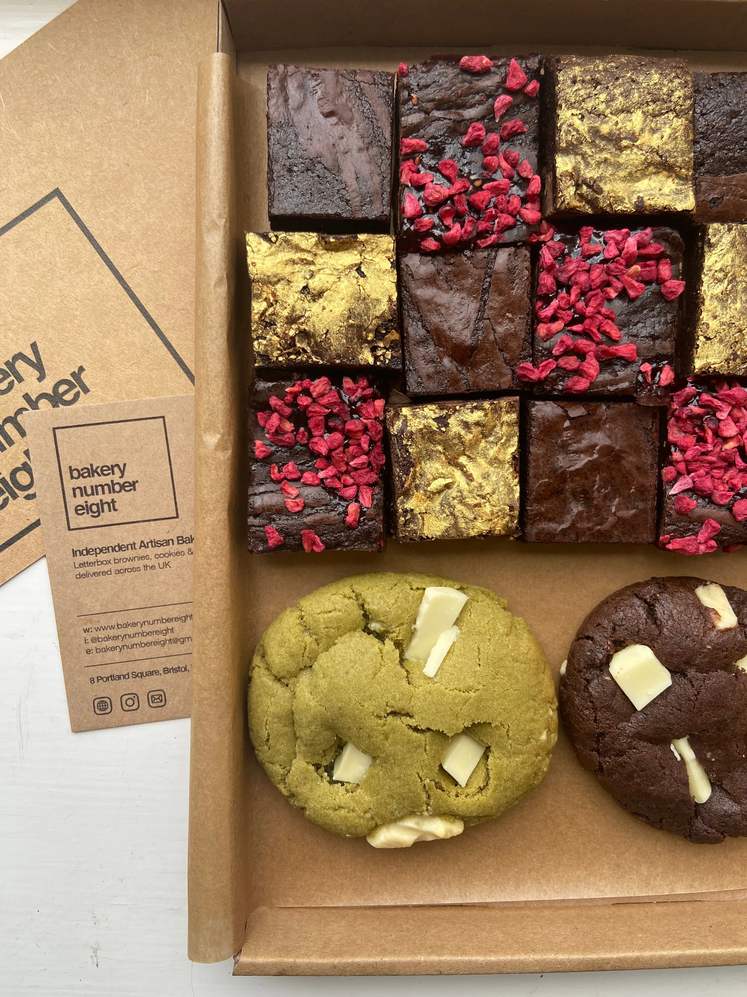 Tasting Box: Champagne, Raspberry & Chocolate Brownies & Cookies