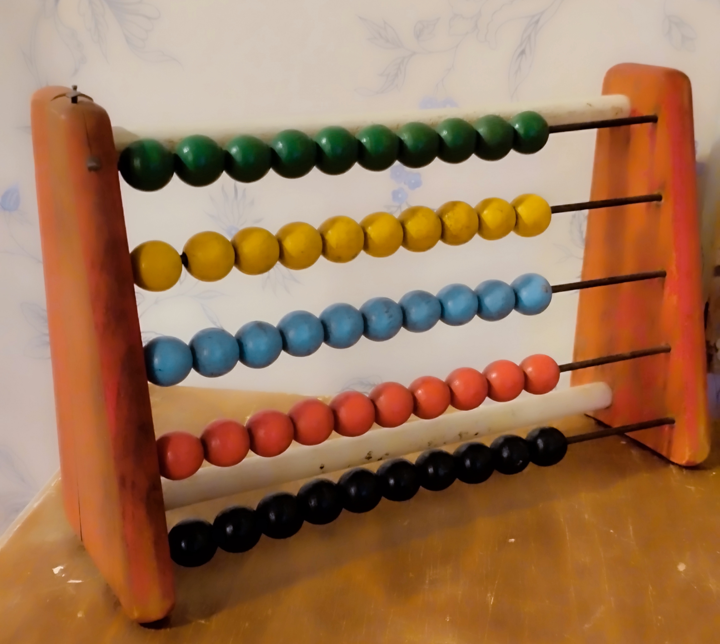 Helmitaulu  ( vintage tuote) 