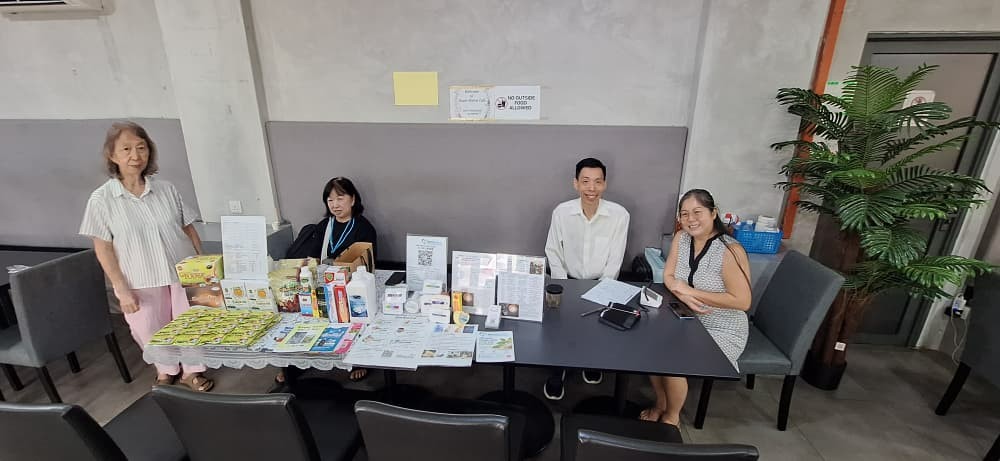 ibbn homeopathy team giving health check