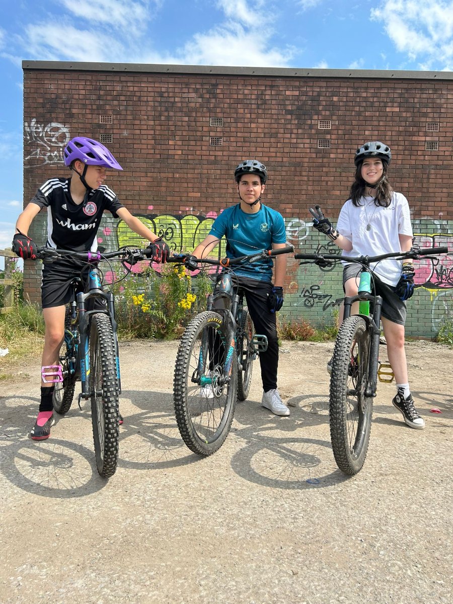 508879832_1034404335479342_7117045365527854580_n