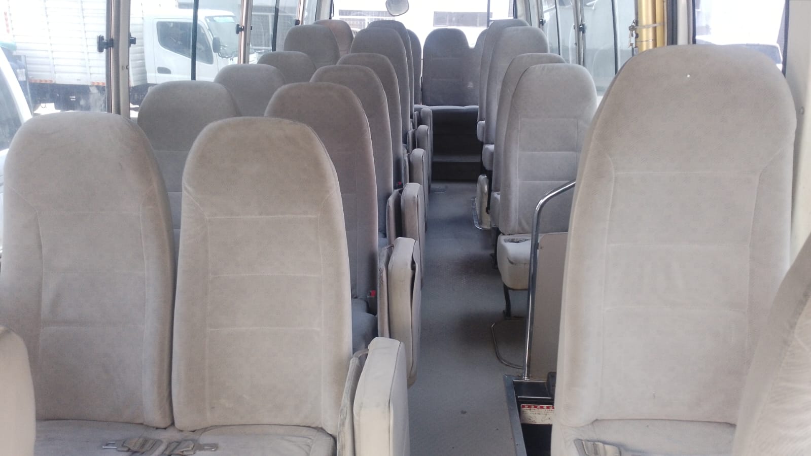 TOYOTA COASTER BUS (22 Seaters)