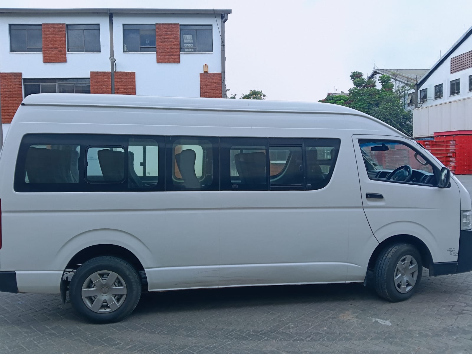 TOYOTA VAN