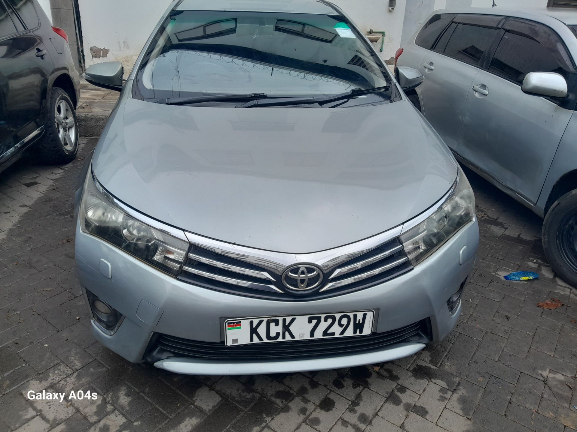 TOYOTA COROLLAR