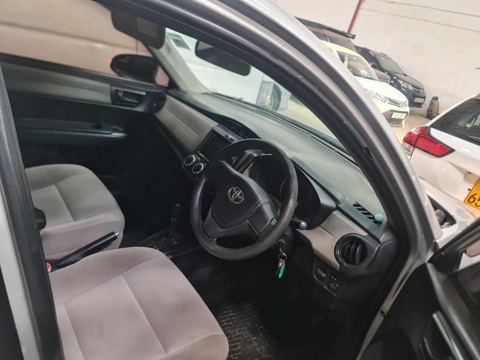 TOYOTA AXIO