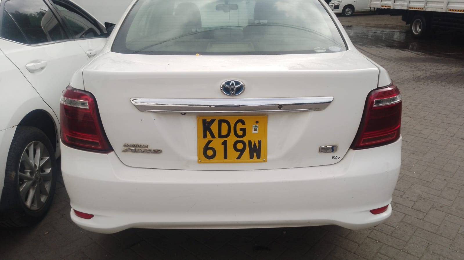 TOYOTA AXIO