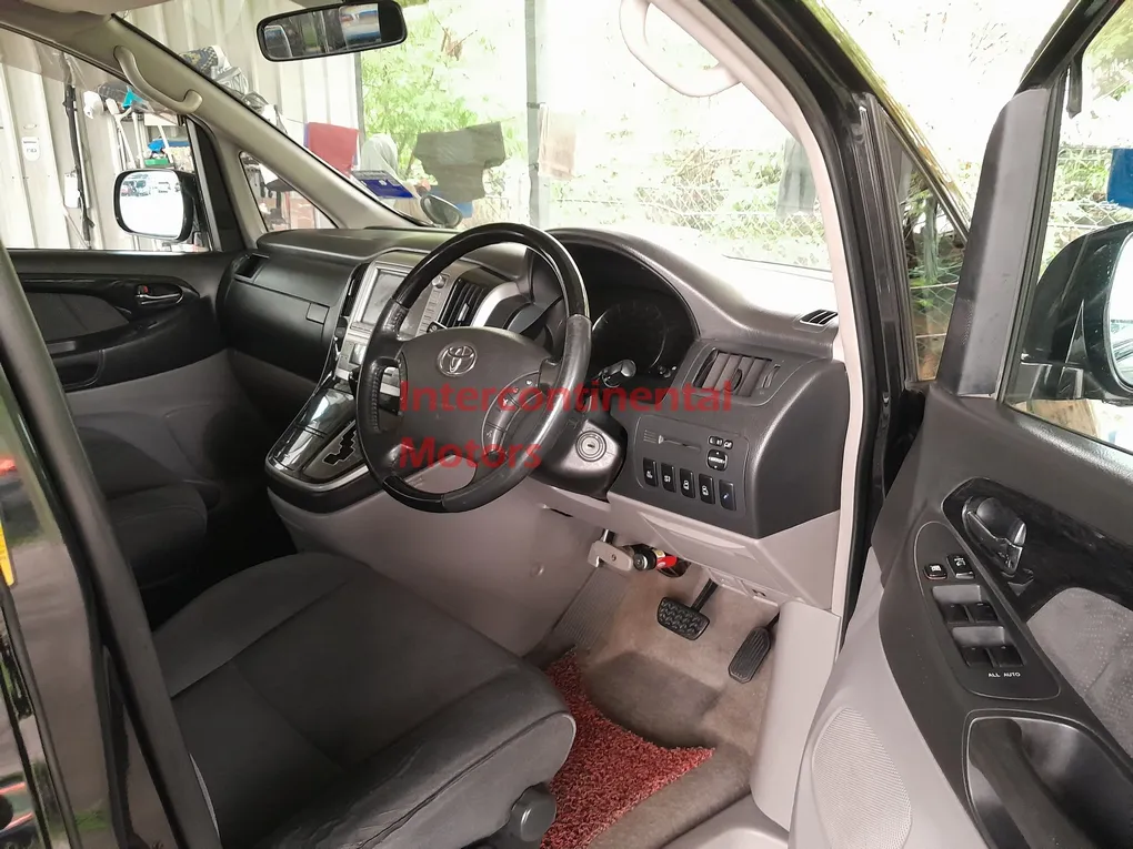2007 Toyota Alphard 3.0 image thumbnail 7