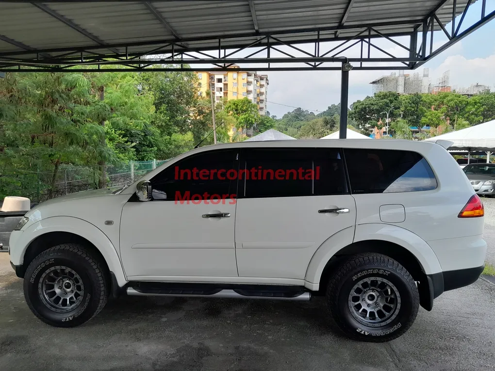 2012 Mitsubishi Pajero Sport 2.5 GL 4X2 (A) image thumbnail 3