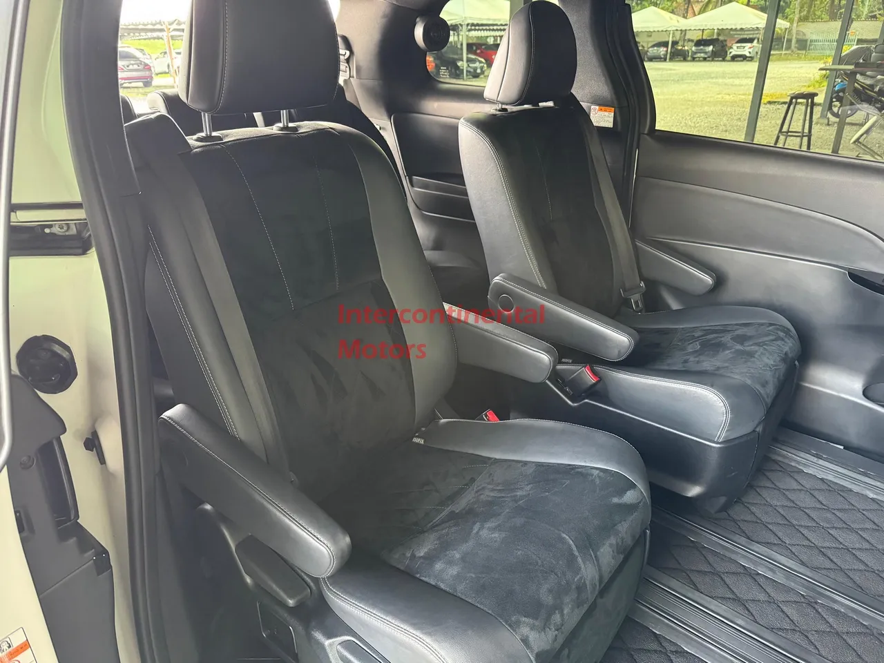 Thumbnail 8 of 2016 Toyota Estima 2.4 Premium-G image