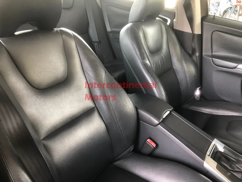 2015 Volvo XC60 T5 E-Drive 2.0 (A) image thumbnail 9