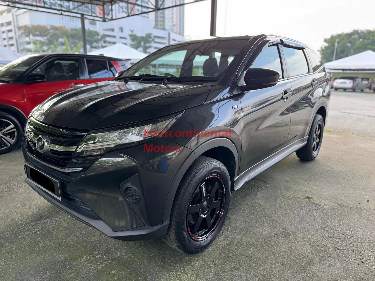 Thumbnail 2 of 2019 Perodua Aruz 1.5 X image