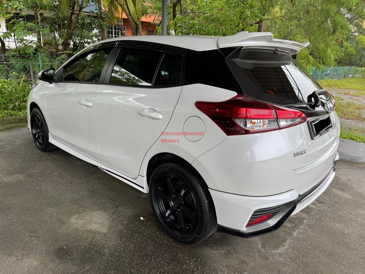 Thumbnail 6 of 2021 Toyota Yaris 1.5 E image