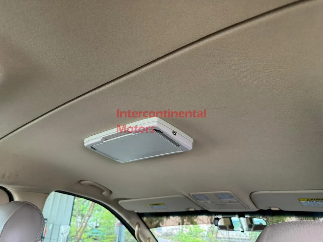 Thumbnail 17 of 2014 Hyundai Grand Starex Royale 2.5 image