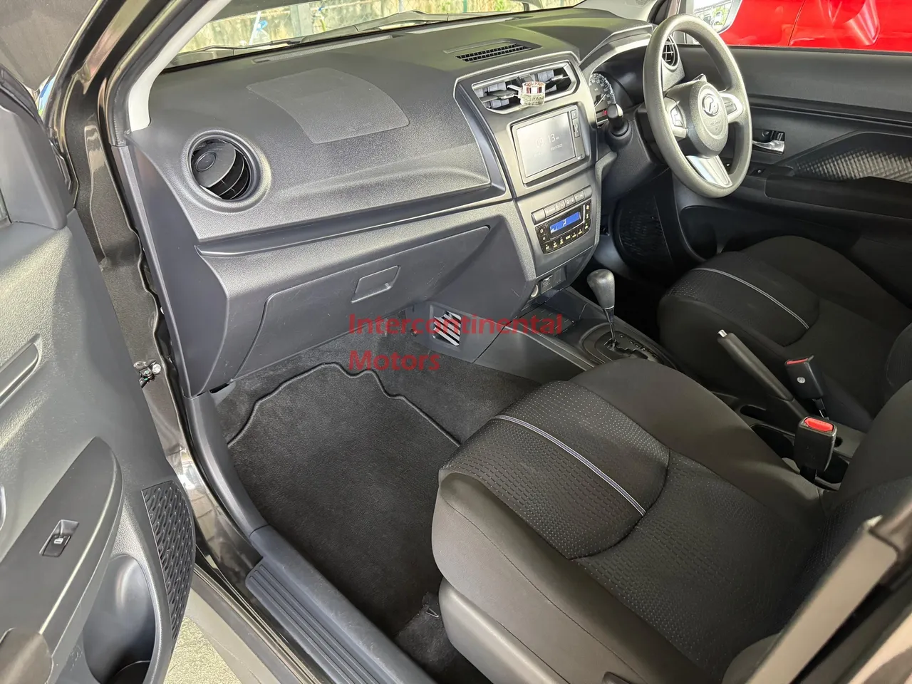 Thumbnail 15 of 2019 Perodua Aruz 1.5 X image