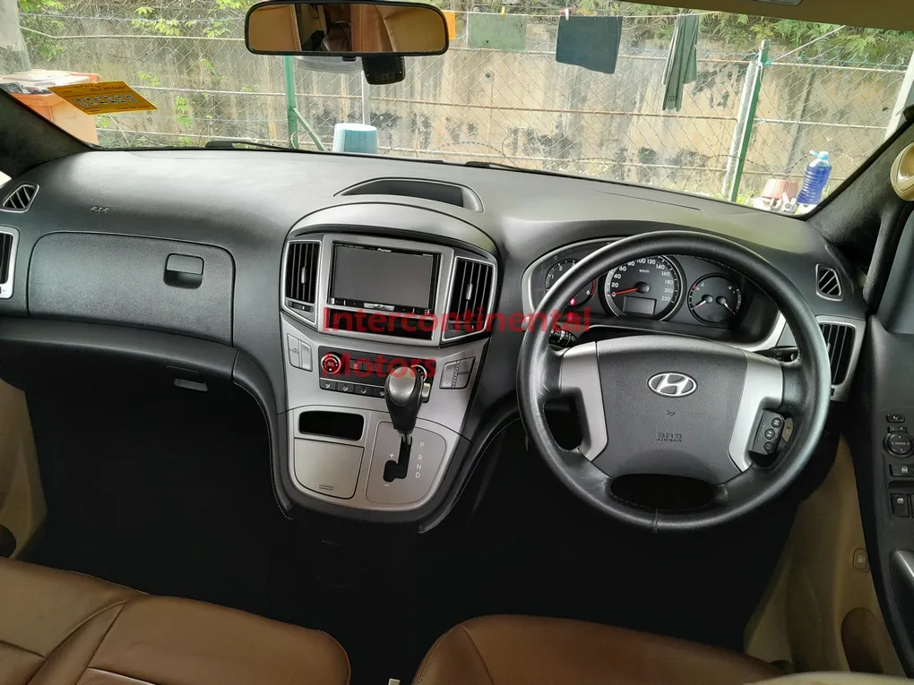 2016 Hyundai Grand Starex Royale 2.5 (A) image thumbnail 19