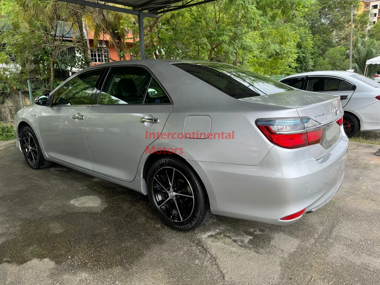 2015 Toyota Camry 2.5 Hybrid (A) image thumbnail 4