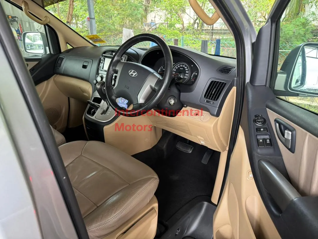 Thumbnail 14 of 2014 Hyundai Grand Starex Royale 2.5 image