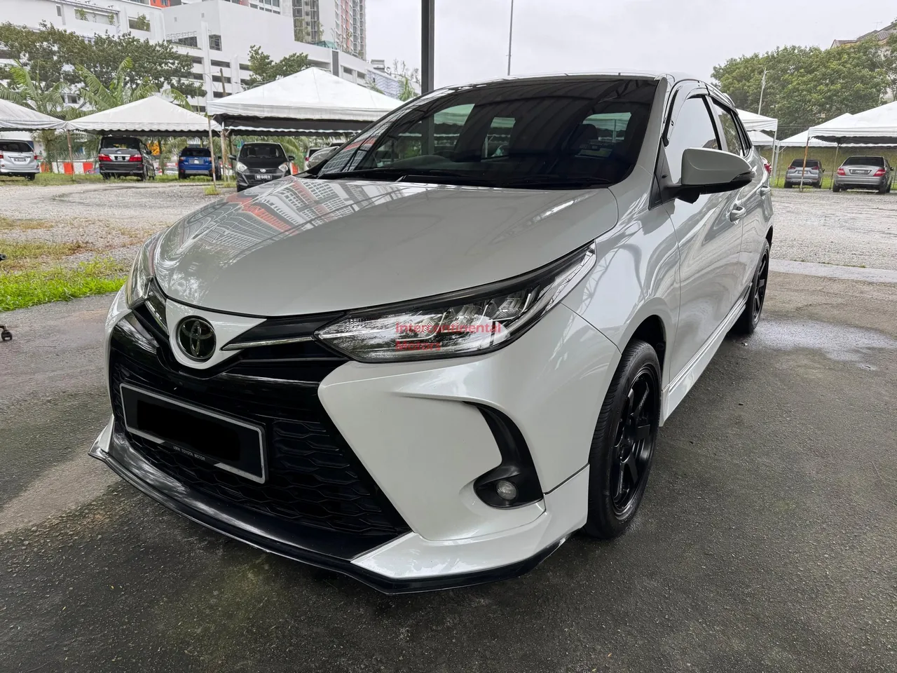 Thumbnail 2 of 2021 Toyota Yaris 1.5 E image