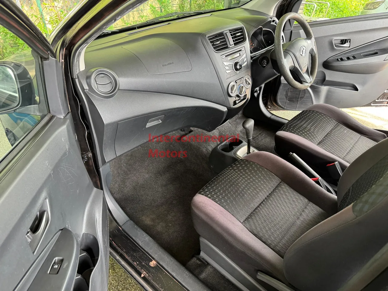 Thumbnail 16 of 2015 Perodua Axia 1.0 G image