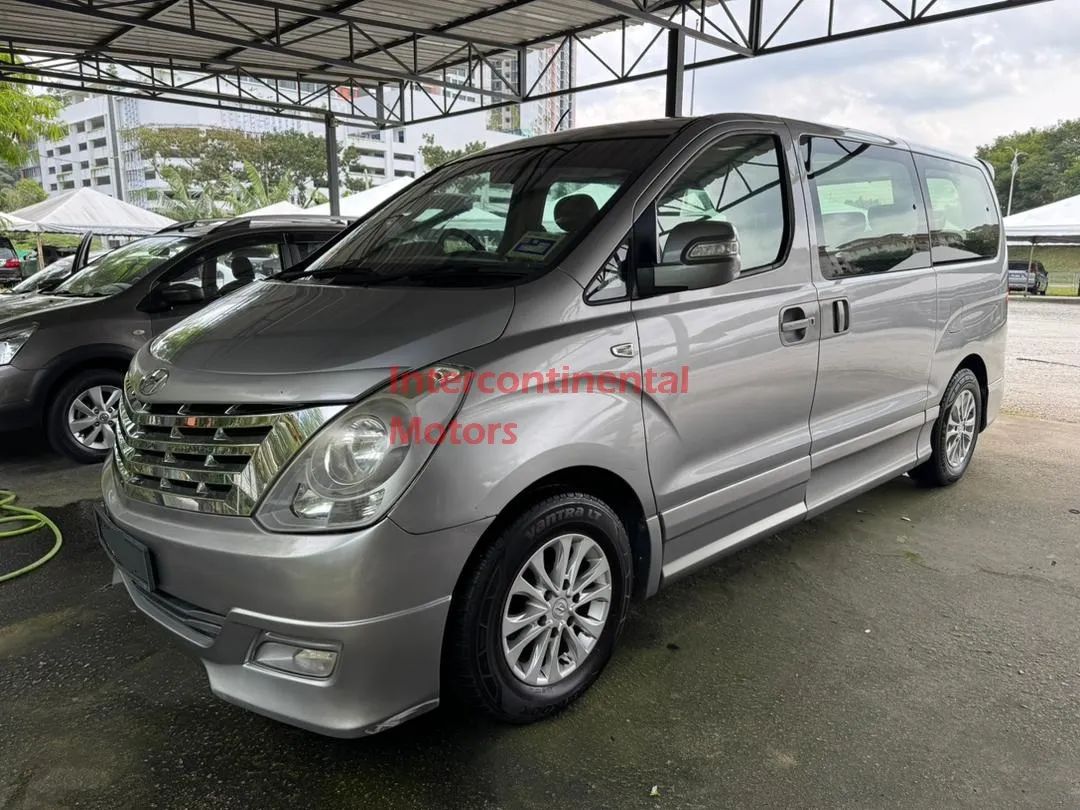 Thumbnail 2 of 2014 Hyundai Grand Starex Royale 2.5 image