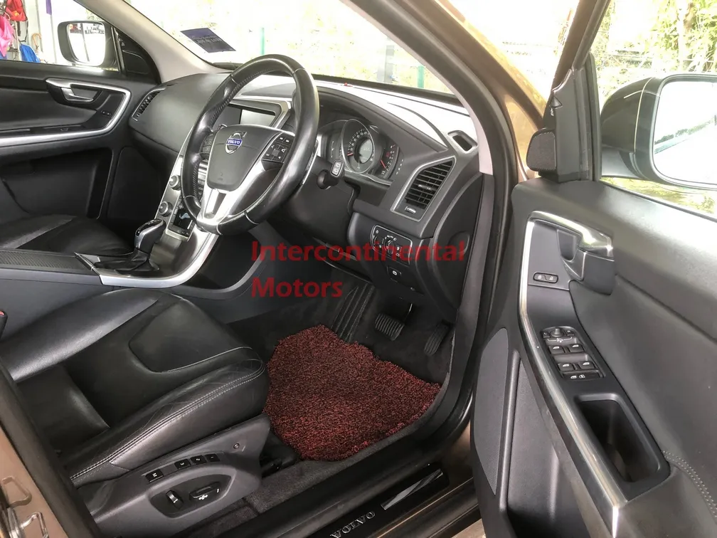 2015 Volvo XC60 T5 E-Drive 2.0 (A) image thumbnail 6