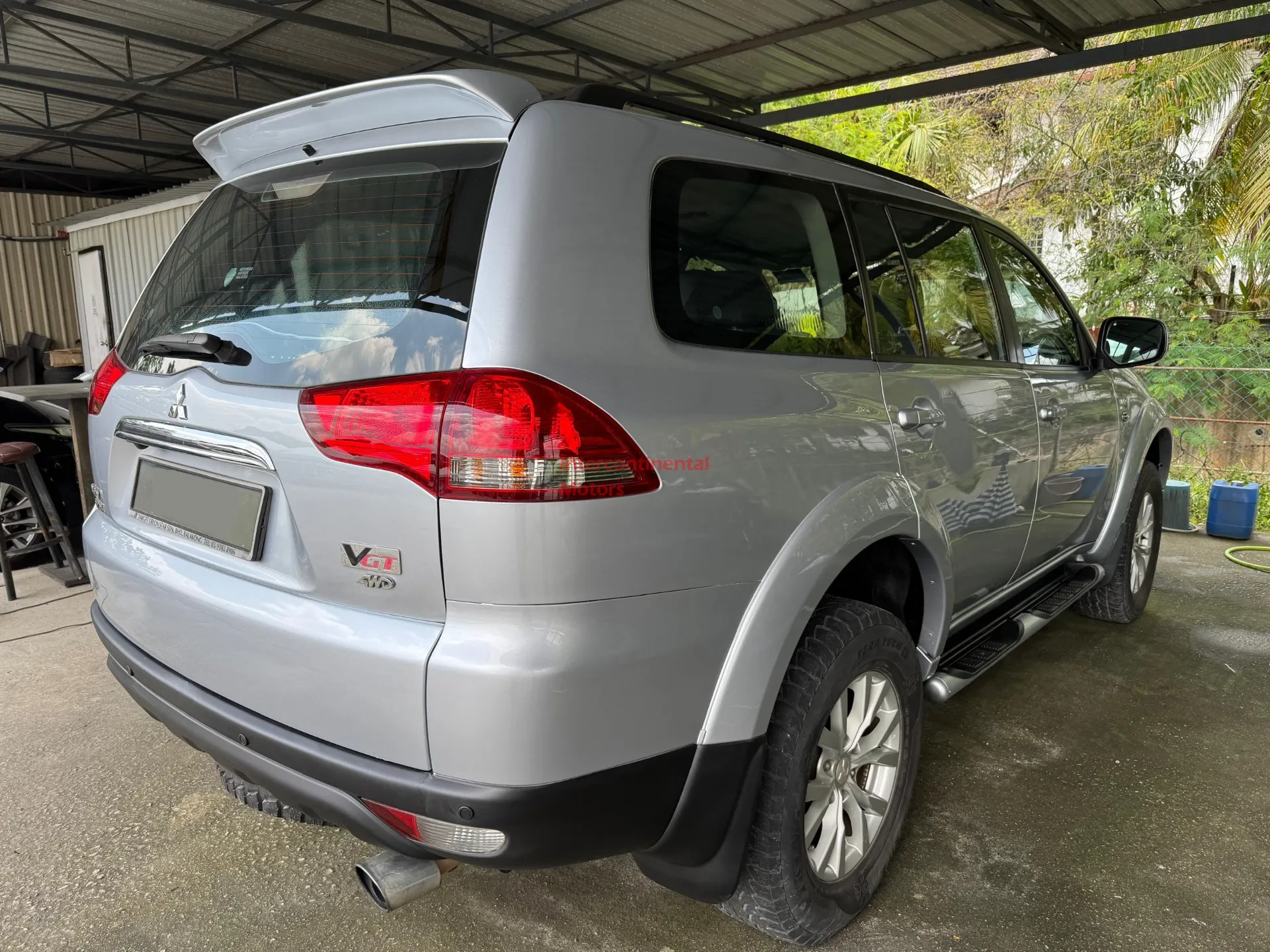 2013 Mitsubishi Pajero Sport 2.5 VGT thumbnail 5