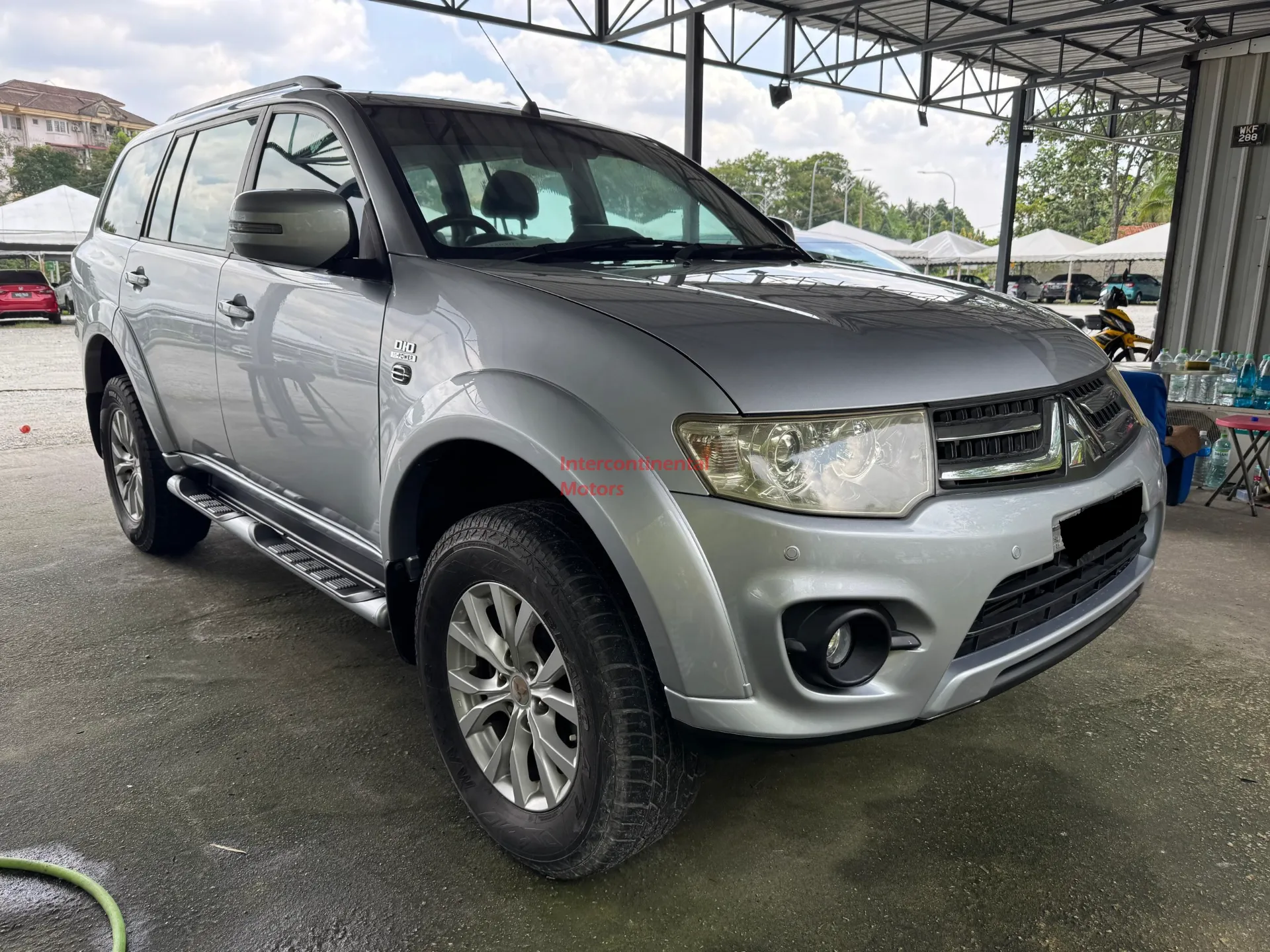 2013 Mitsubishi Pajero Sport 2.5 VGT thumbnail 6