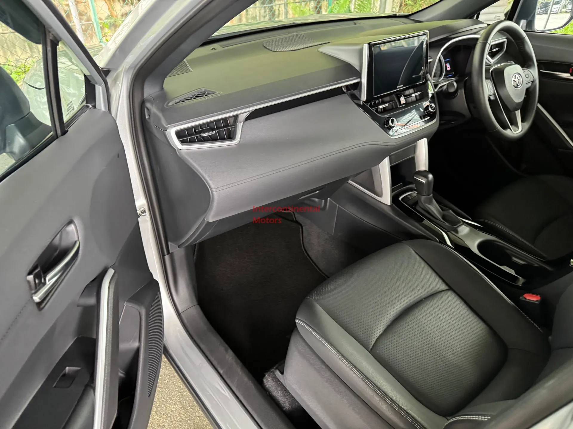 2023 Toyota Corolla Cross 1.8 V thumbnail 11