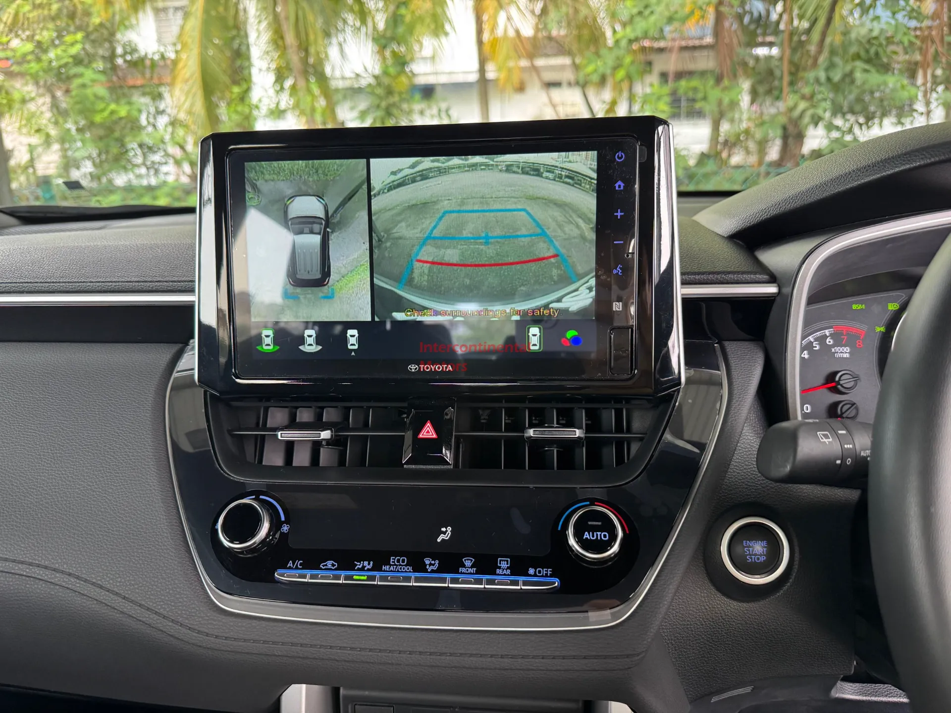 2023 Toyota Corolla Cross 1.8 V thumbnail 17