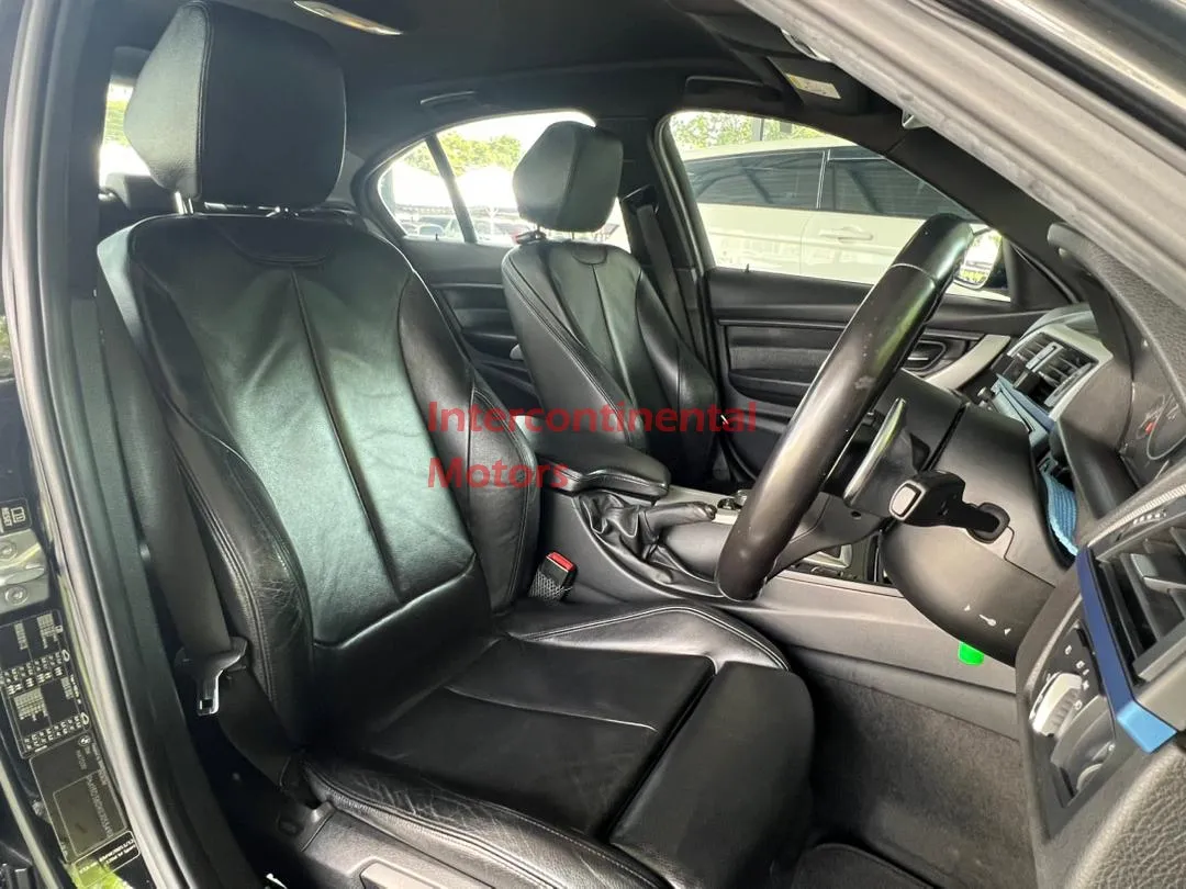2015 BMW 320d M Sport 2.0 thumbnail 15
