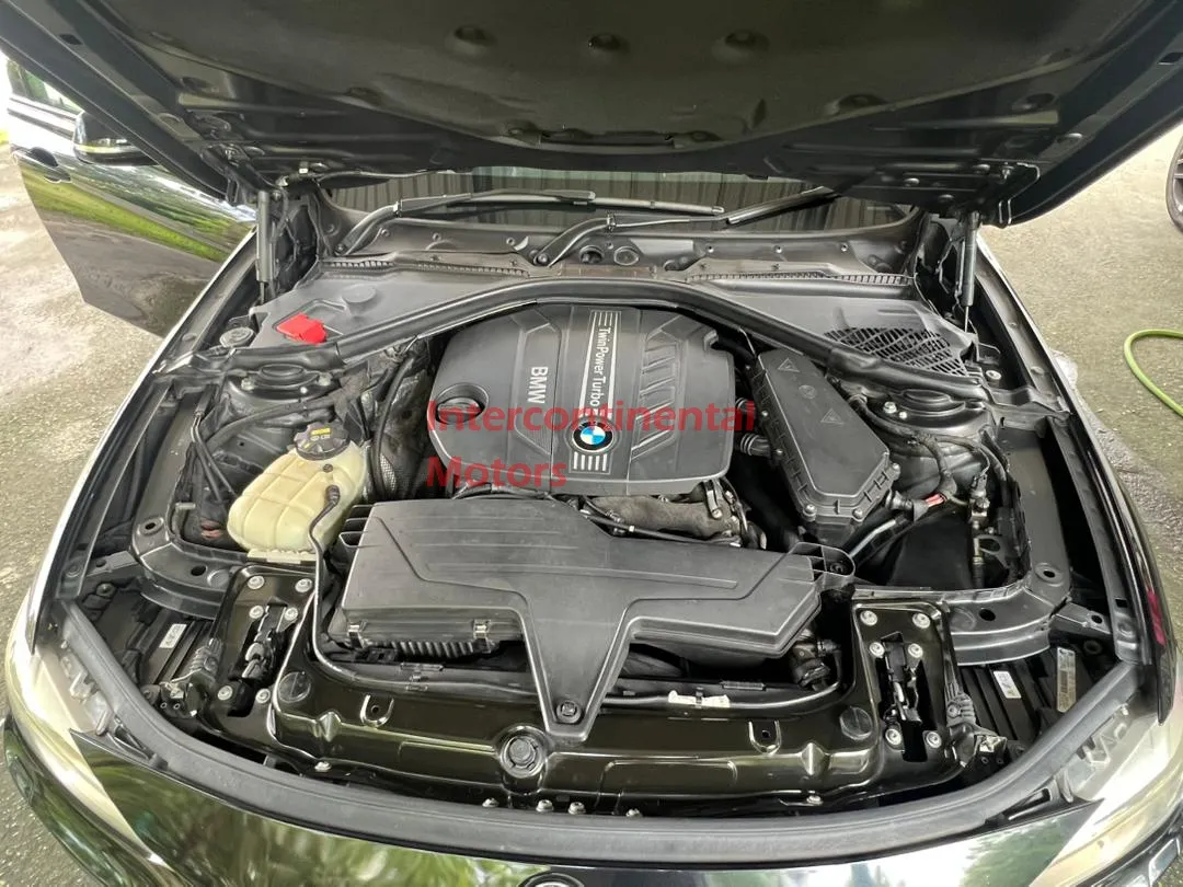 2015 BMW 320d M Sport 2.0 thumbnail 7