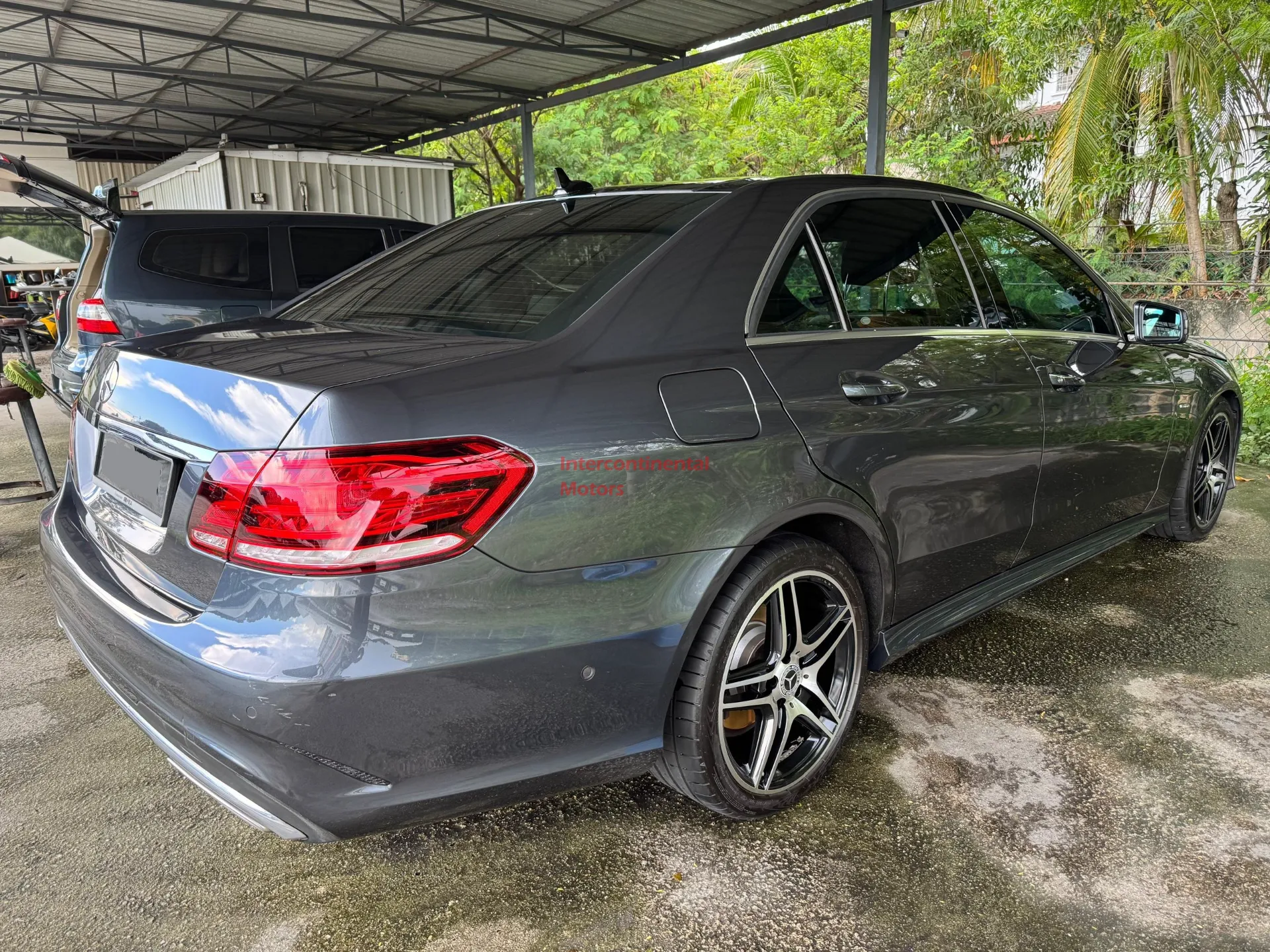 2016 Mercedes-Benz E250 2.0 Edition E thumbnail 6