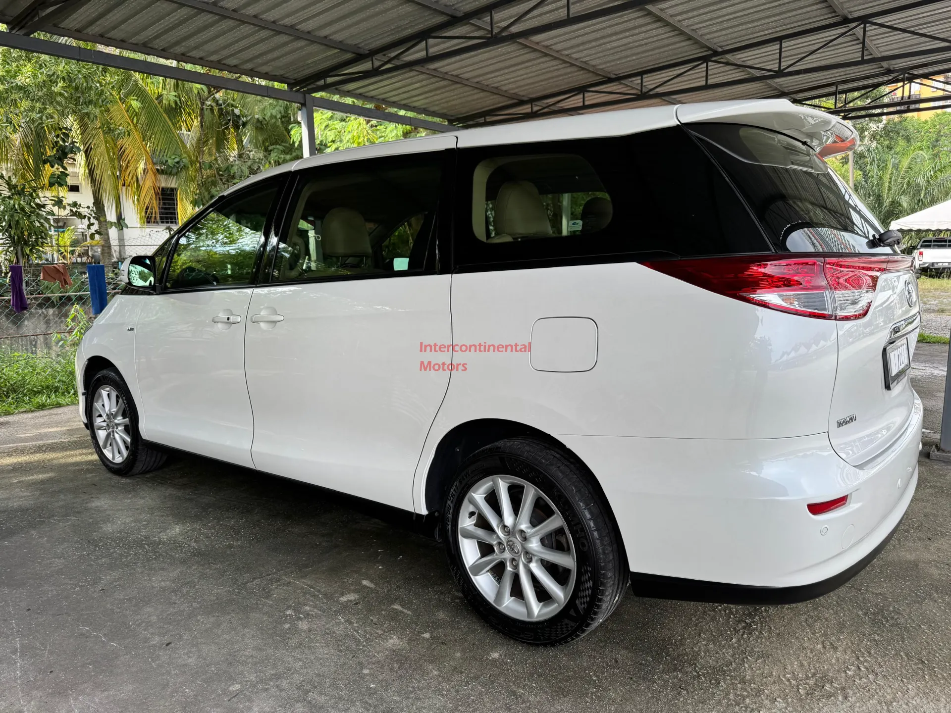 2014 Toyota Previa Estima 2.4 thumbnail 2