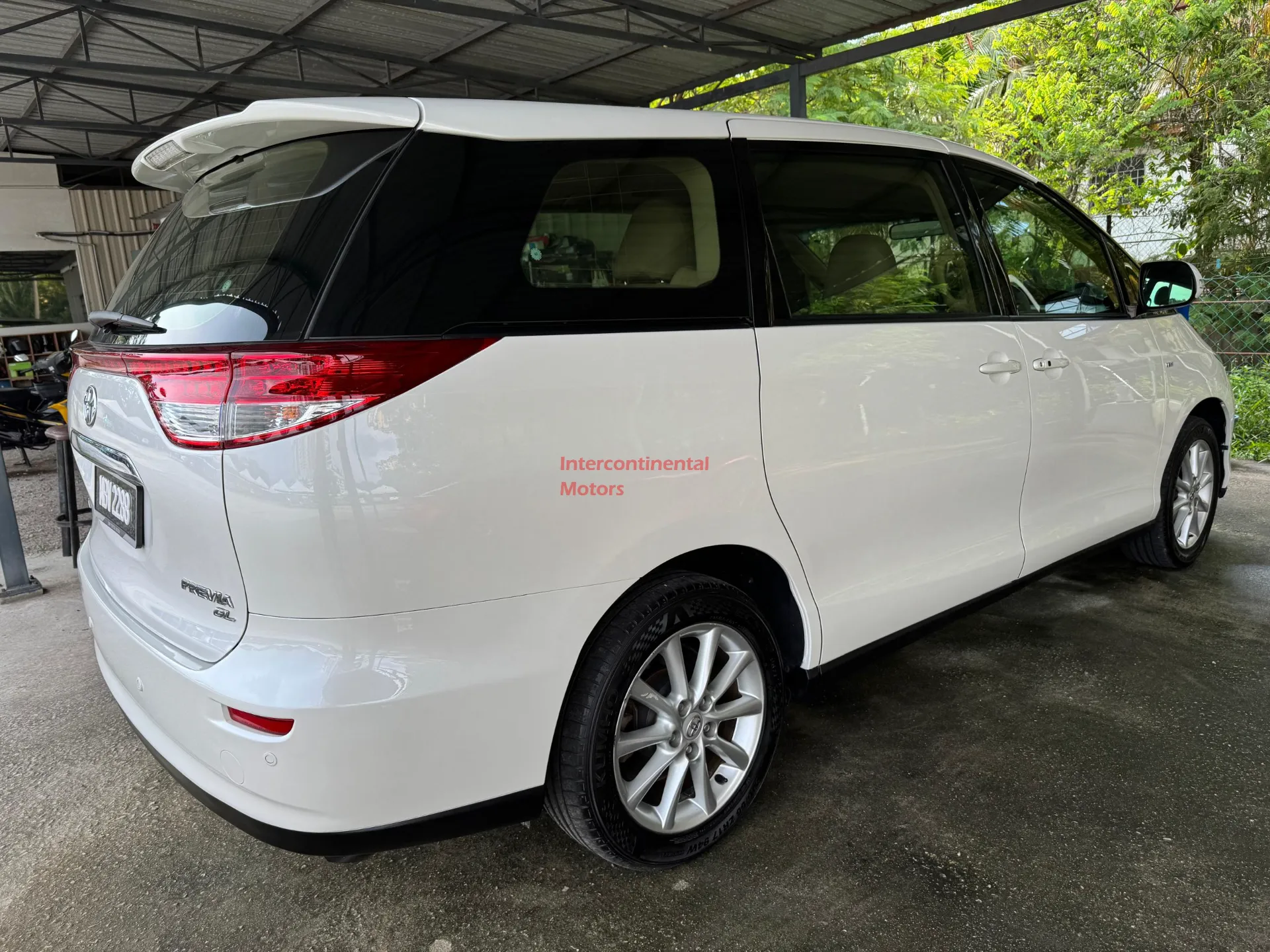 2014 Toyota Previa Estima 2.4 thumbnail 6