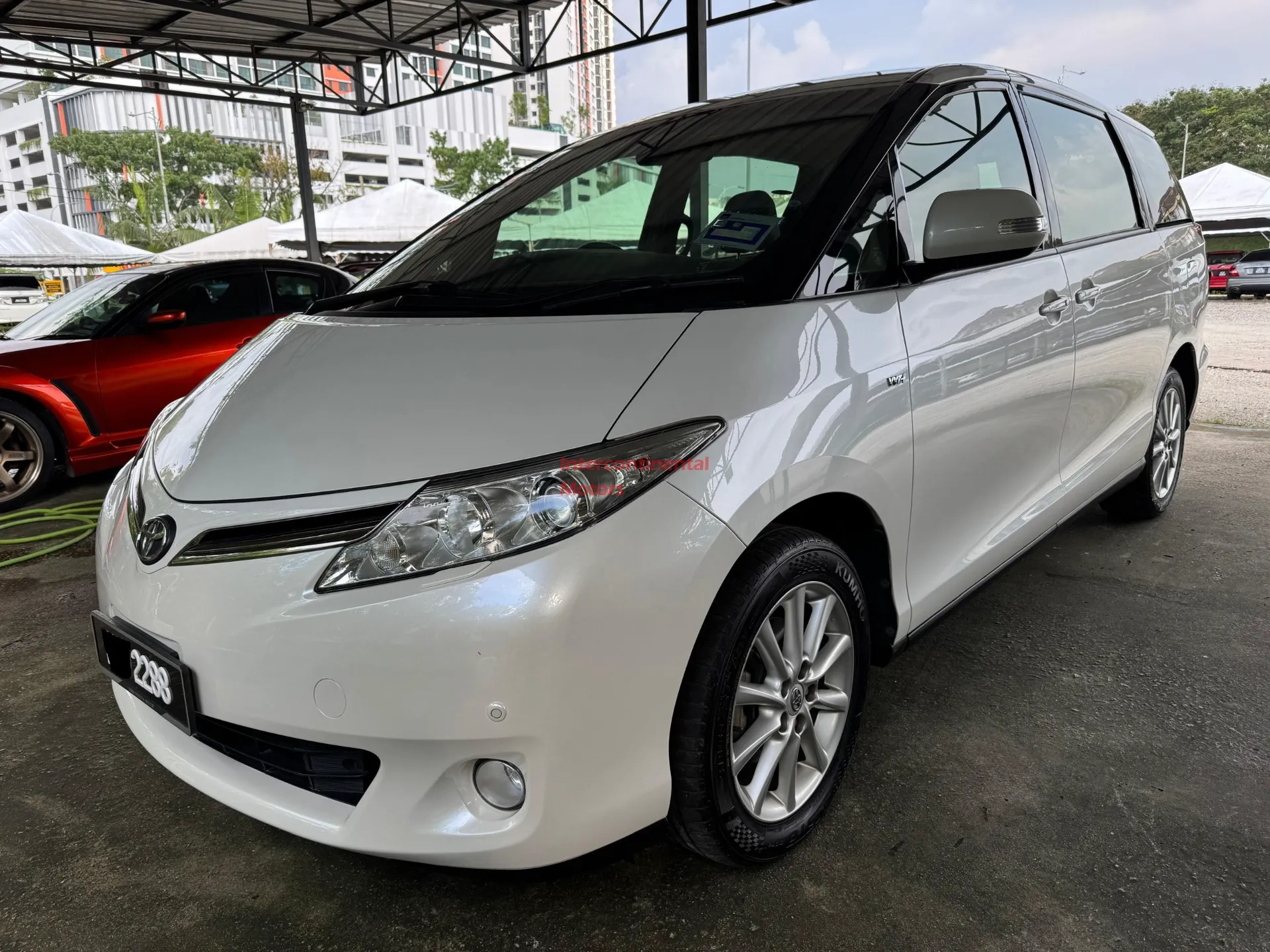 2014 Toyota Previa Estima 2.4 thumbnail 3