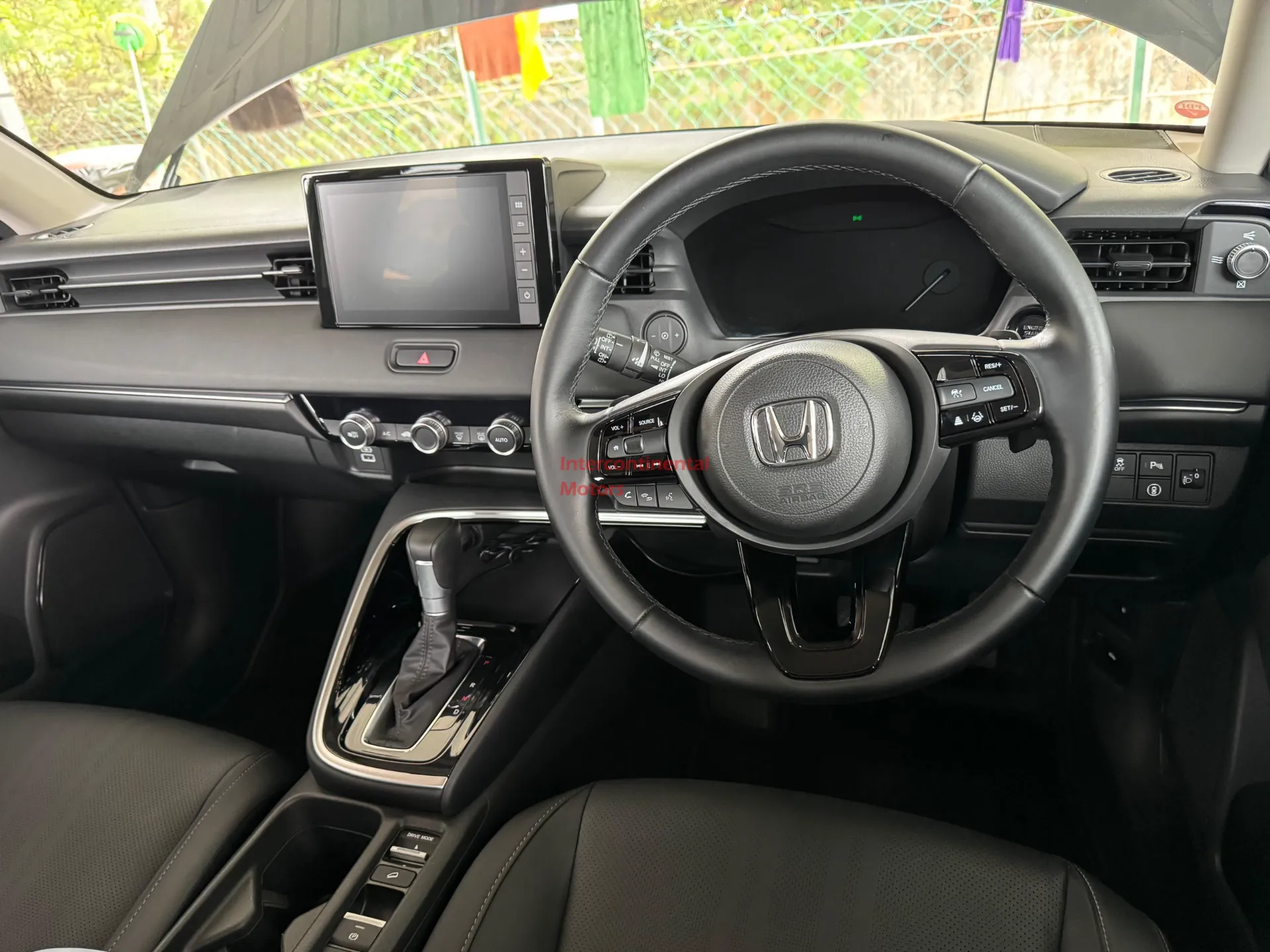 2025 Honda HR-V 1.5T V thumbnail 10