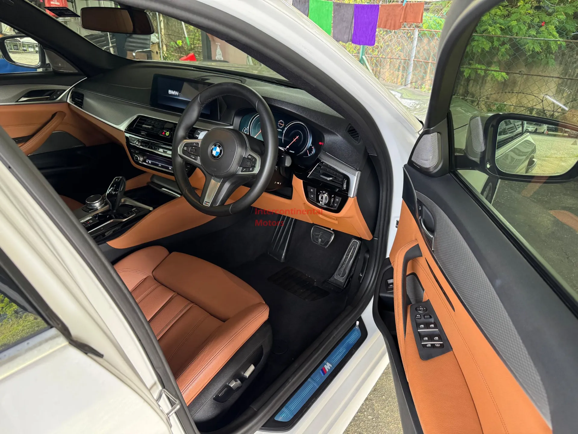 2017 BMW 530i 2.0 M Sport thumbnail 7