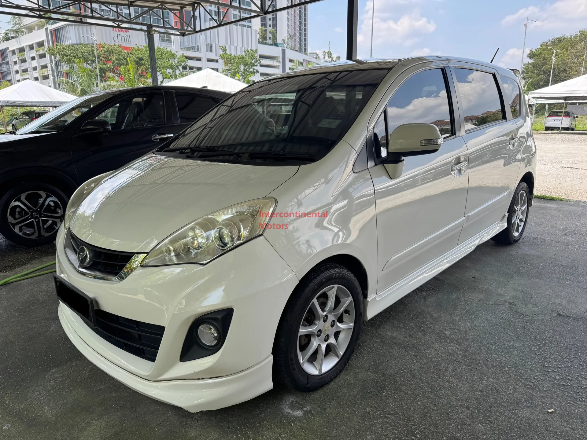 2016 Perodua Alza EZ 1.5 thumbnail 3