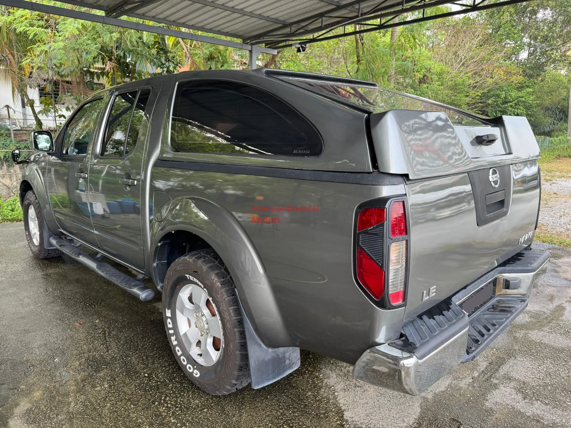 2013 Nissan Navara 2.5 4x4 LE thumbnail 6