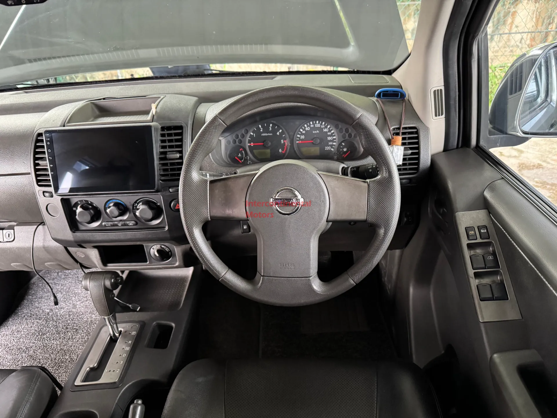 2013 Nissan Navara 2.5 4x4 LE thumbnail 10