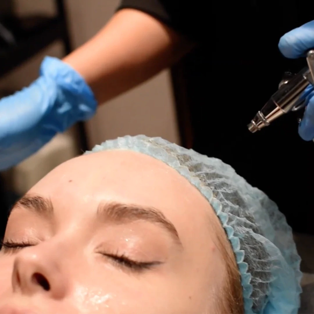 Iconique Brightening Glow