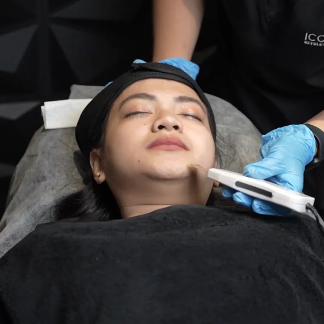 Iconique Hydrafacial Premium Treatment