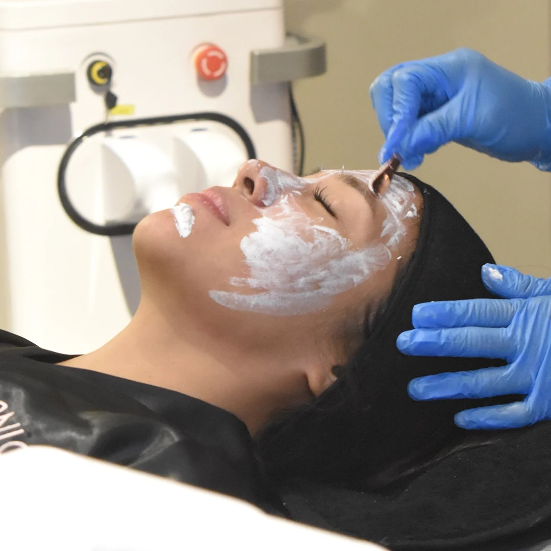 Iconique Hydrafacial Ultimate Glow