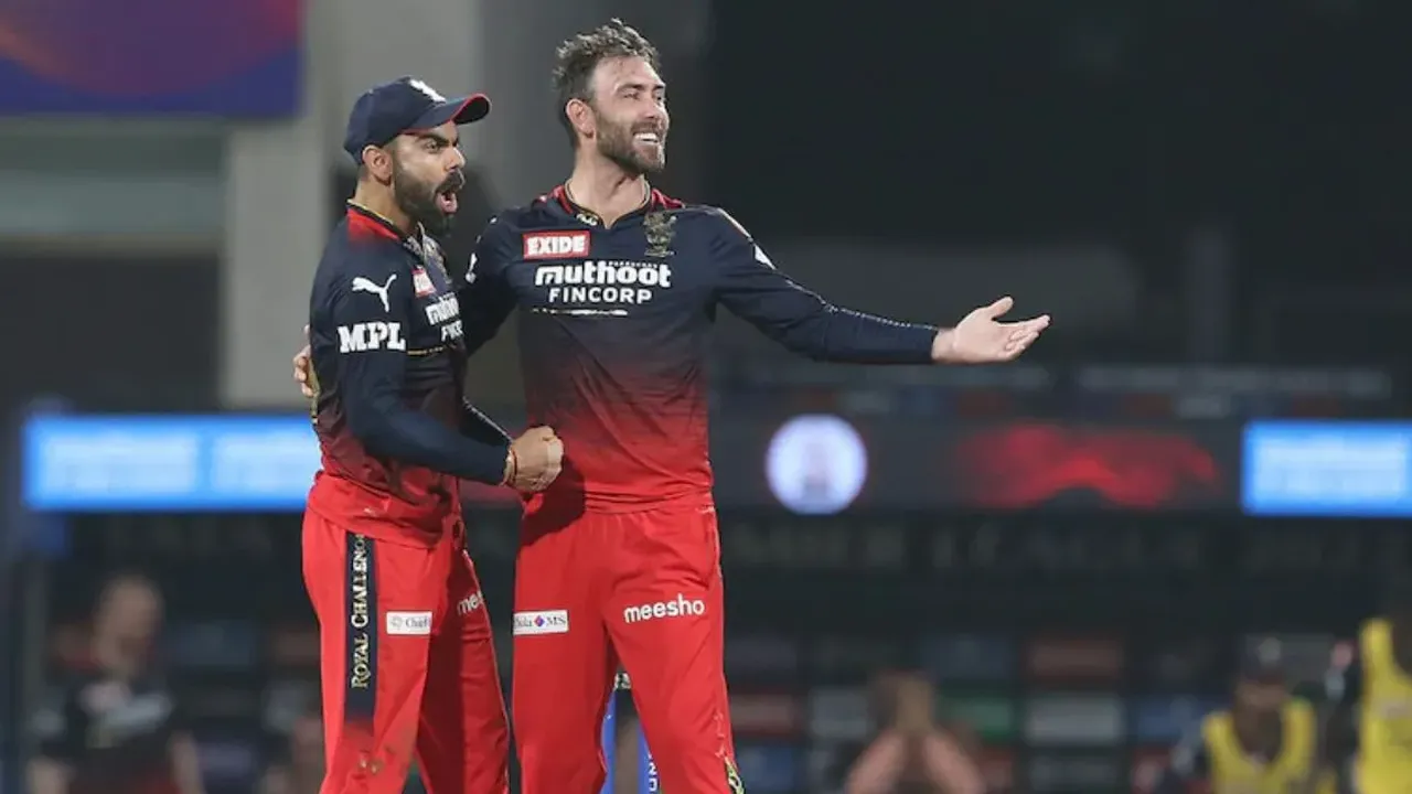 Glenn Maxwell and Virat Kohli 