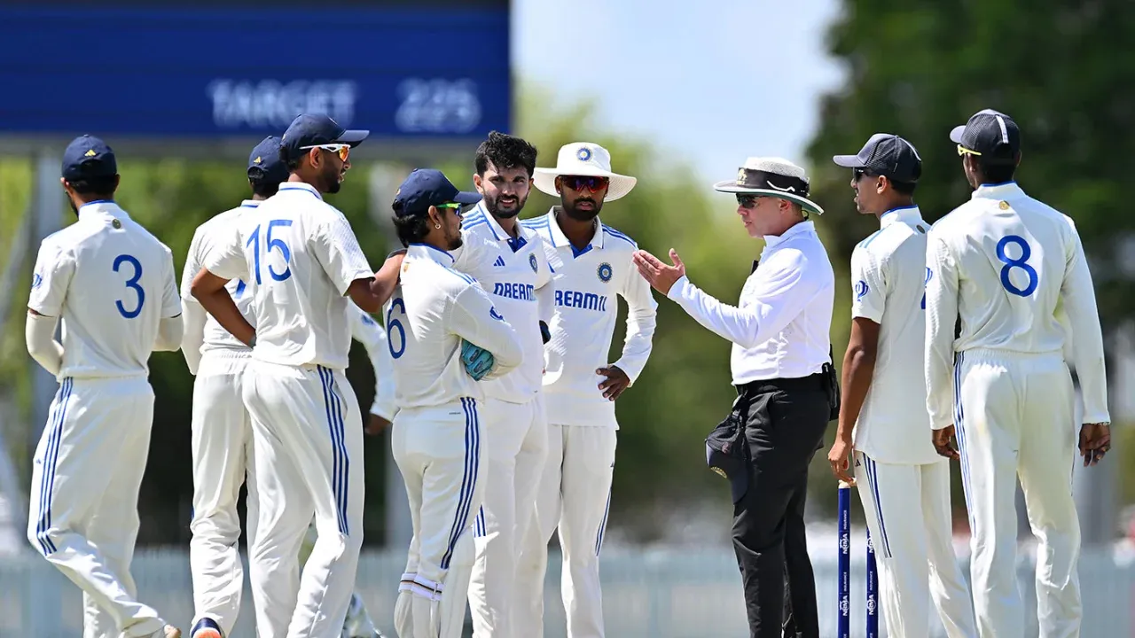 Former Australian wicketkeeper accused India A of ball tampering