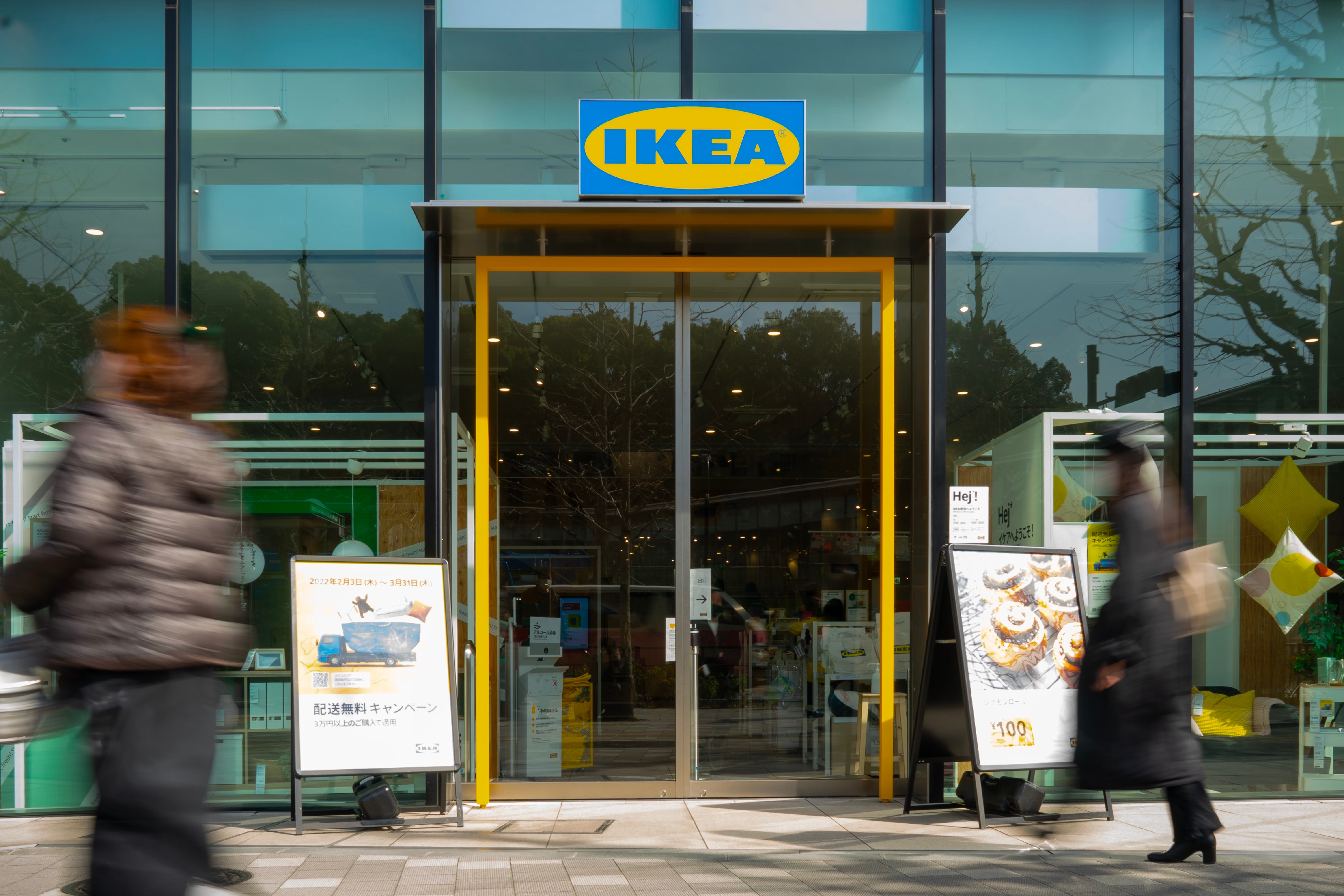 Localizing the shopping experience for a home furnishing company into a new Tokyo urban type store