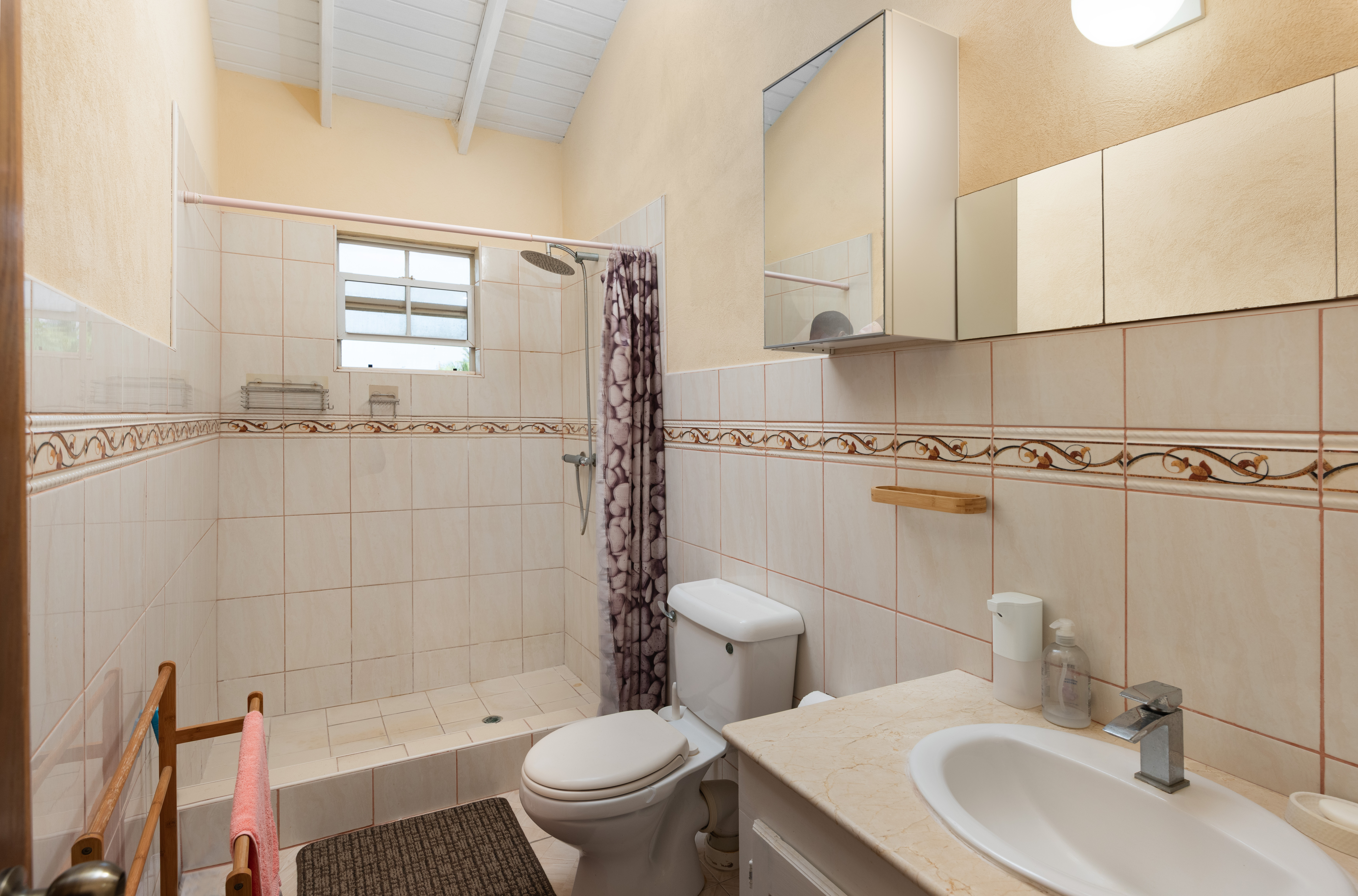 Property thumbnail 9