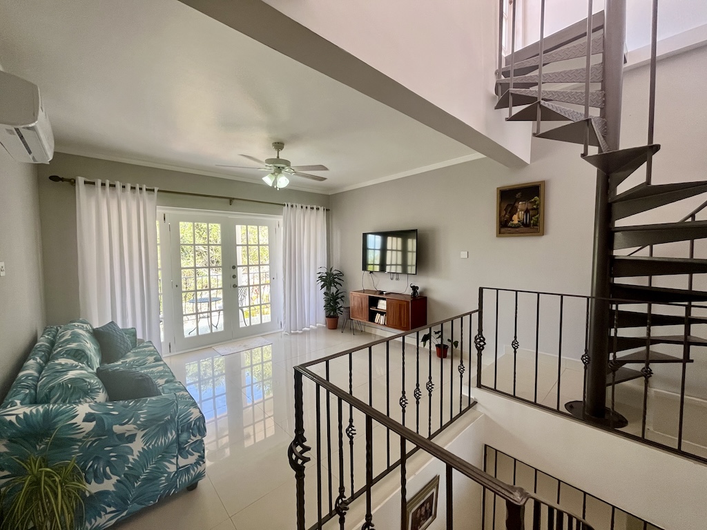 Property thumbnail 8
