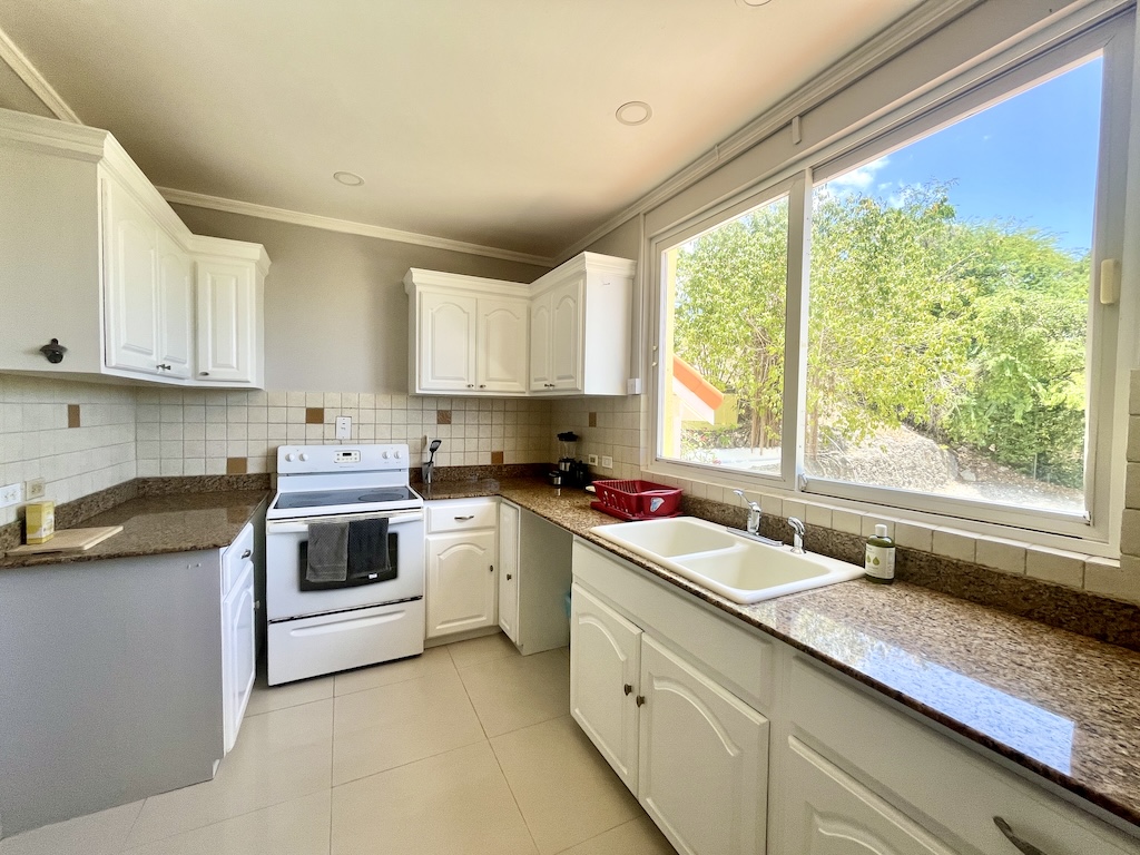 Property thumbnail 9