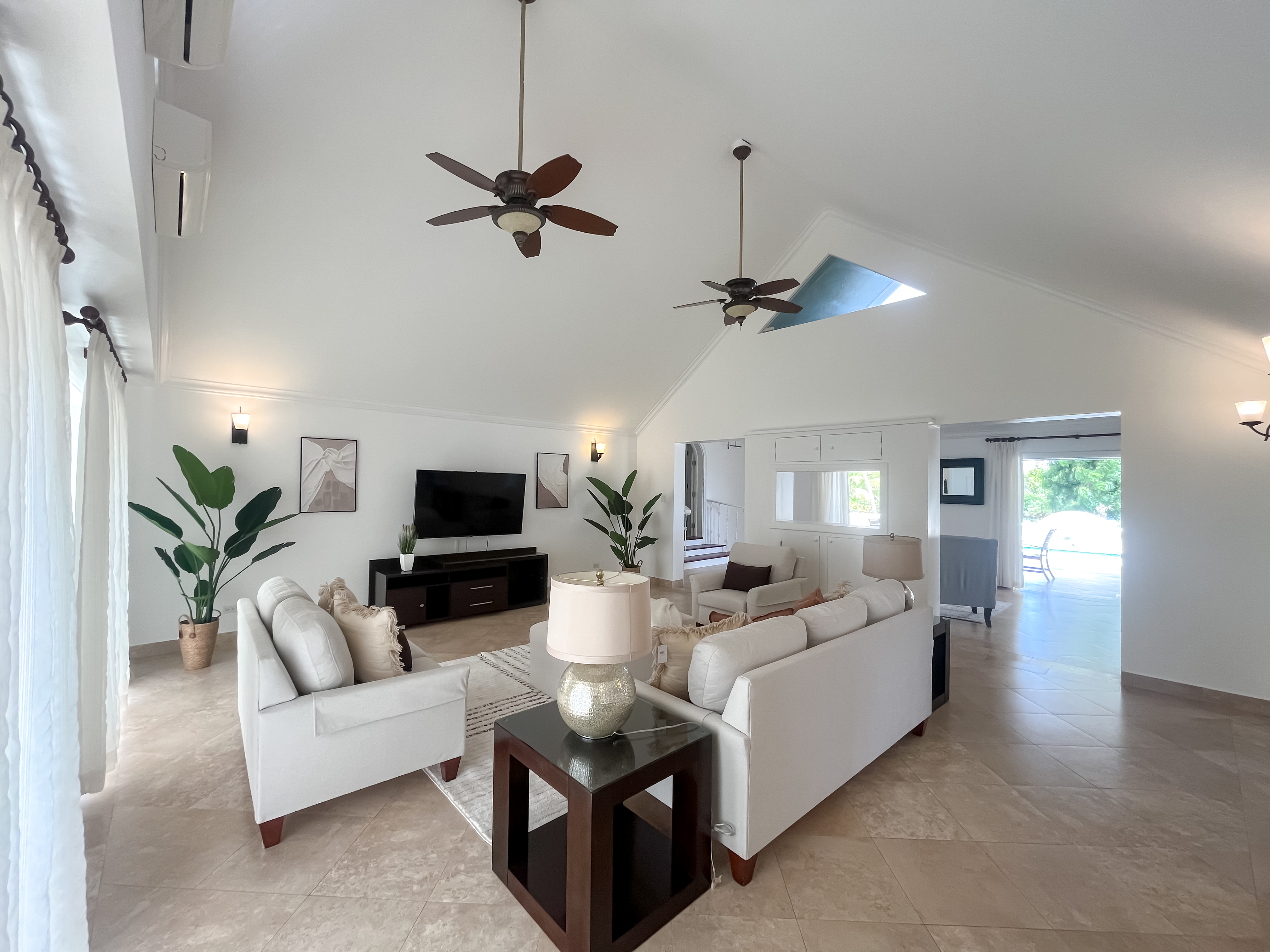 Property thumbnail 9
