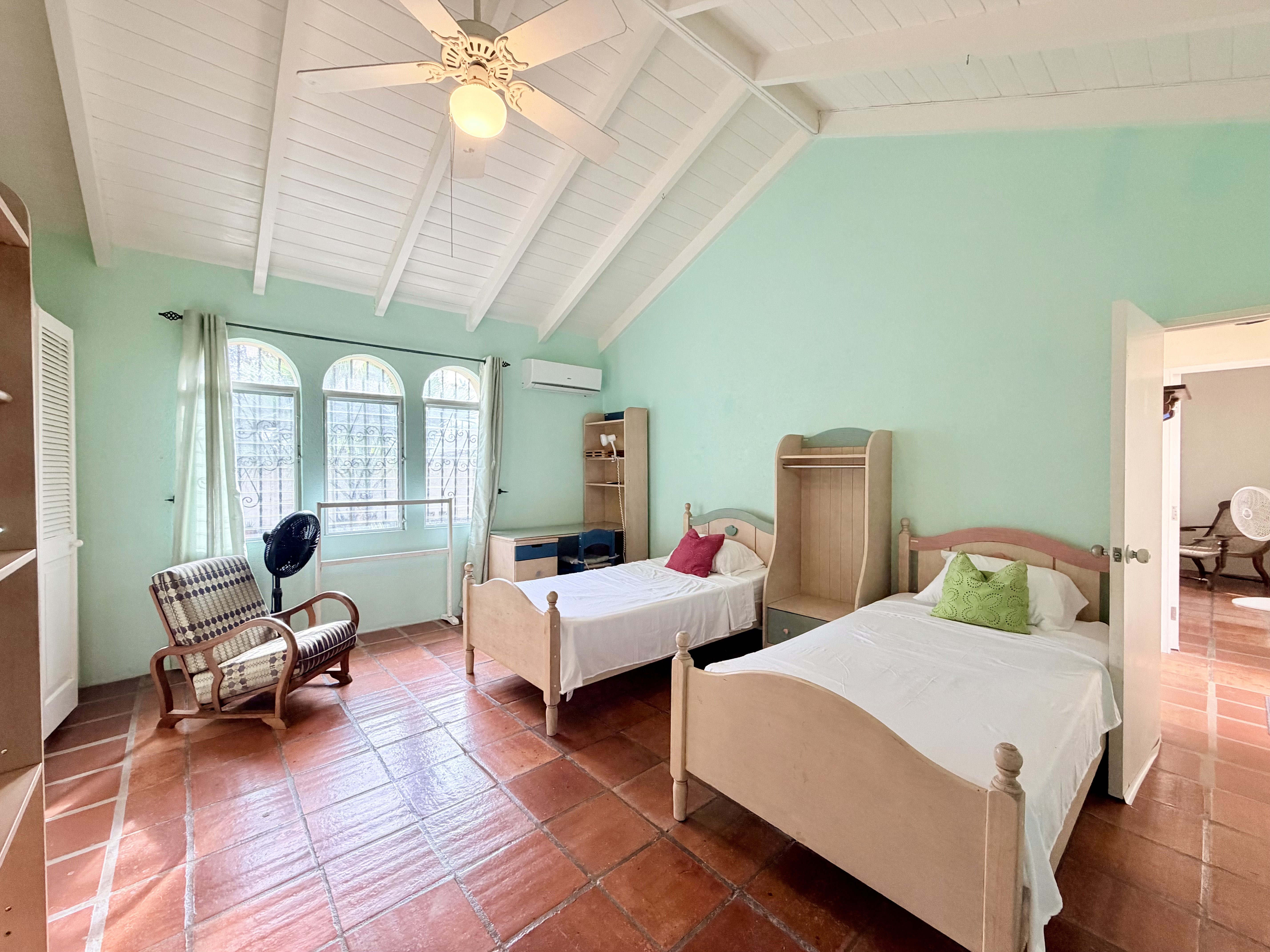 Property thumbnail 8